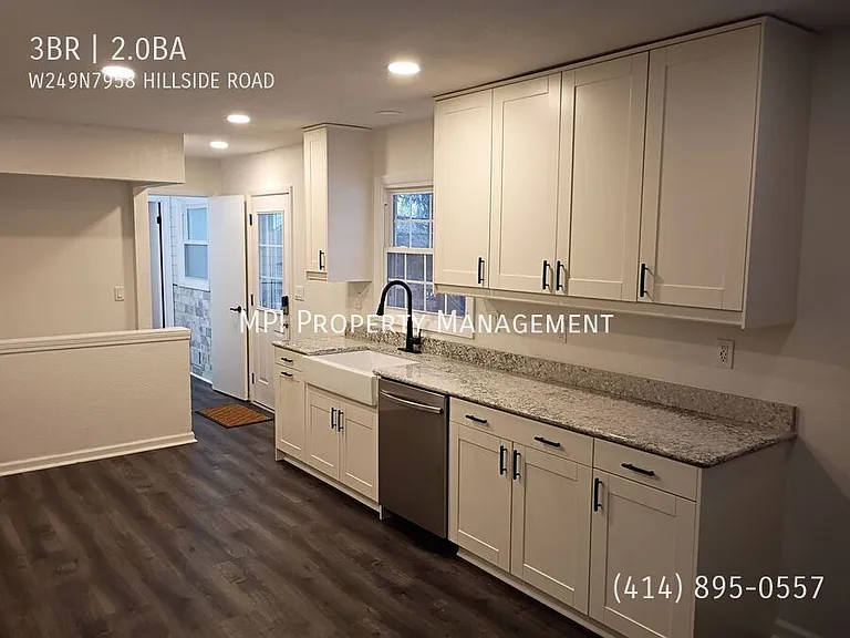 W249N7958 Hillside Rd — Photo 14