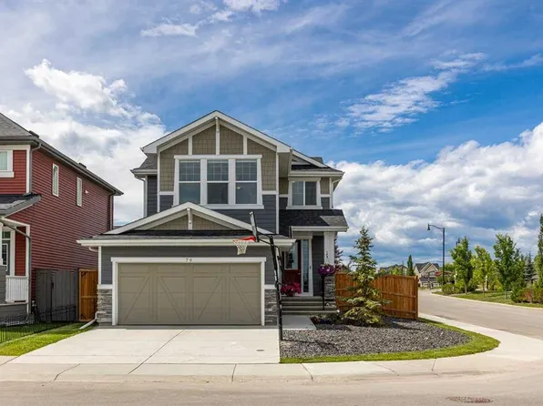 79 NE Sunrise Way, Cochrane, AB T4C 2S3