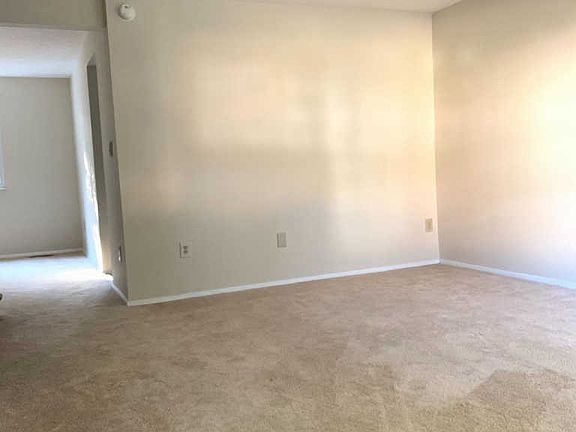 2nd image of 3535 Belfry Ln