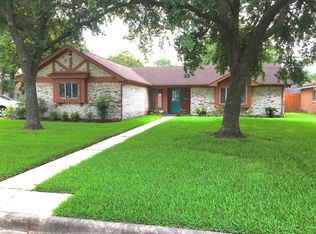 9307 Val Verde St, Houston, TX 77063