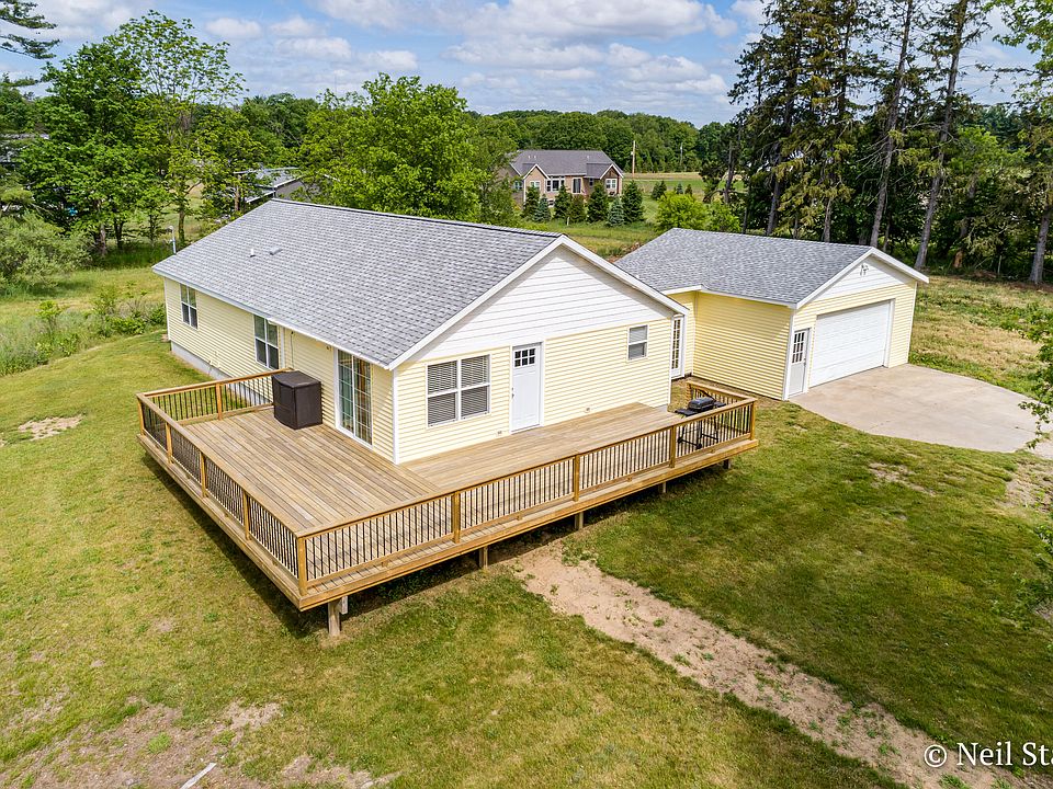 6309 Warner St, Allendale, MI 49401 Zillow
