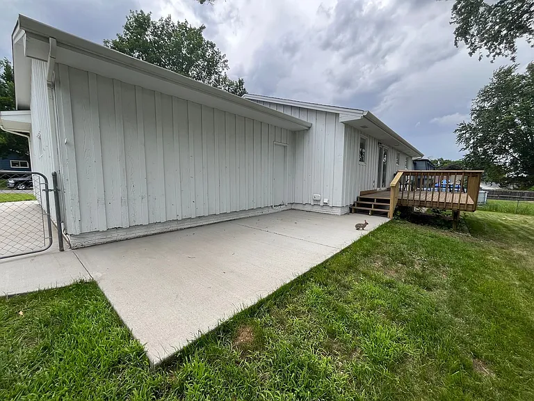 4300 S Hickory Hill Rd — Photo 34
