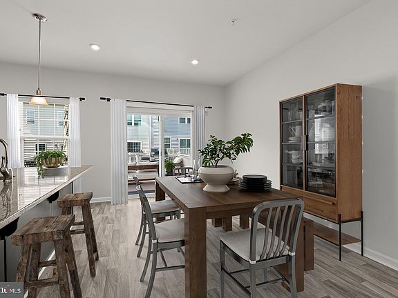 5th image of 4926 Arborgate Cir