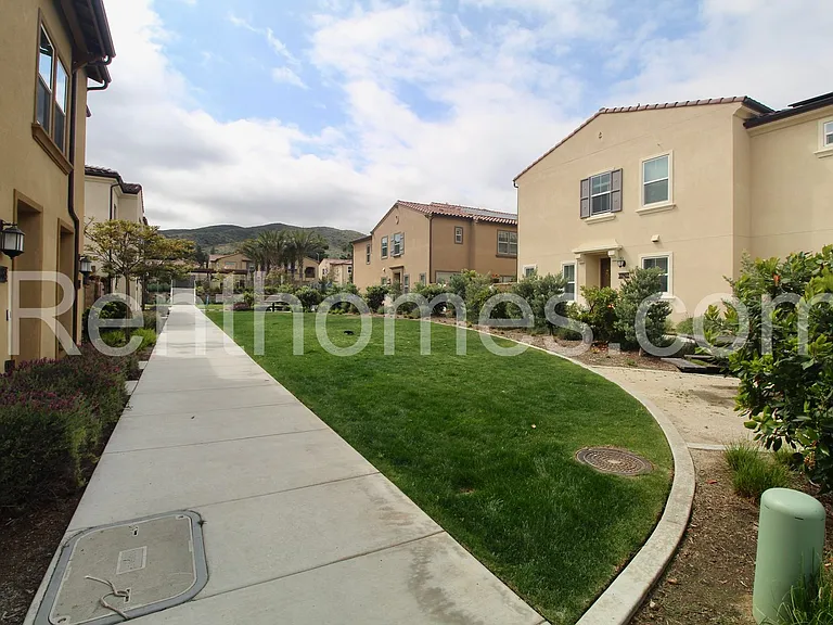 10835 Wendy Way — Photo 39
