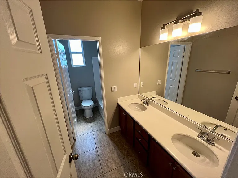 6686 Sand Dunes St — Photo 44