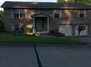 76 Summit Dr, Williamstown, WV 26187