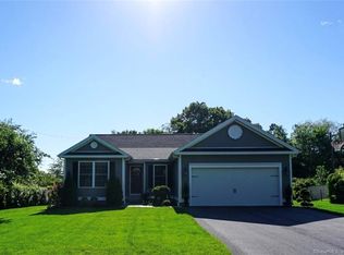 21 Coolidge St, Southington, CT 06489