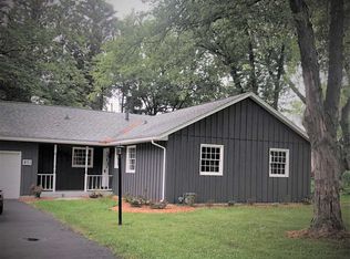 871 E Hart Rd, Beloit, WI 53511