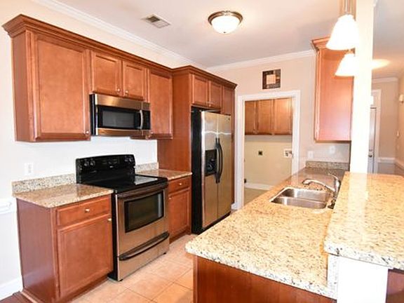 5th image of 1912 Harcourt Cir APT 103