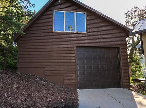 5th image of 7100 Canyon Dr