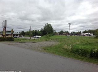 122 Madison Ave, Skowhegan, ME 04976