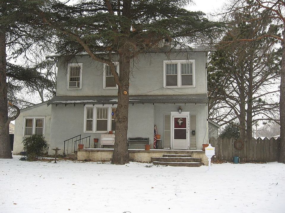 Front by 19th Street