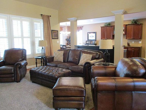 5th image of 206 Brooke Valley Blvd