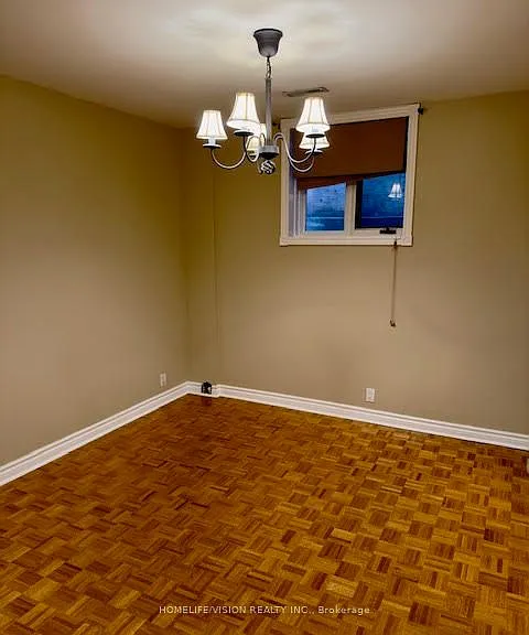 245 Floyd Ave #BASEMENT — Photo 14