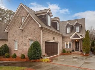 2508 Olde White Ln, Charlotte, NC 28226