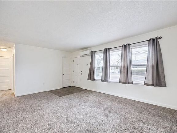 3rd image of 1512 Stevens Dr