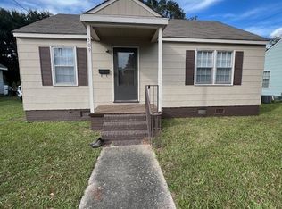 509 E 15th St, Lumberton, NC 28358