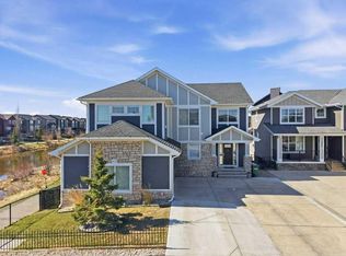 471 E Canals Blvd SW, Airdrie, AB T4B 0K1