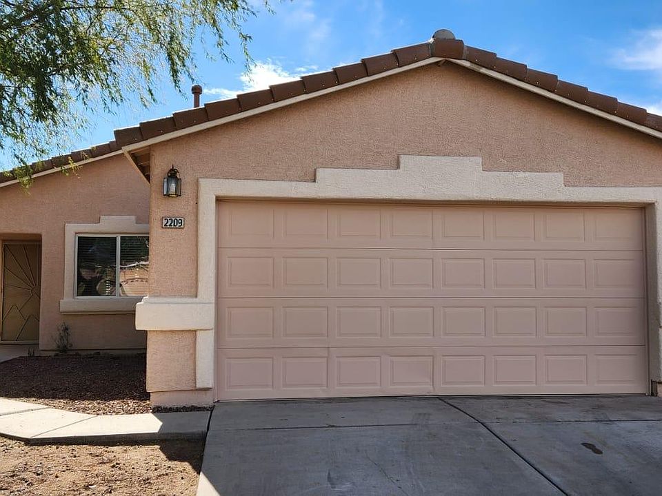 1st image of 2209 W Frostwood Ln