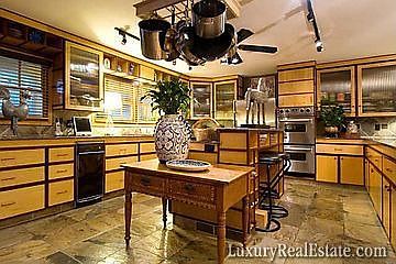 5th image of 4015 Meadow Lake Ln