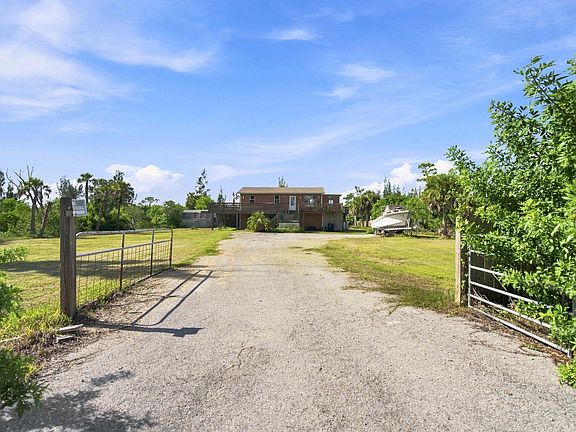 2nd image of 4157 BERKSHIRE Road