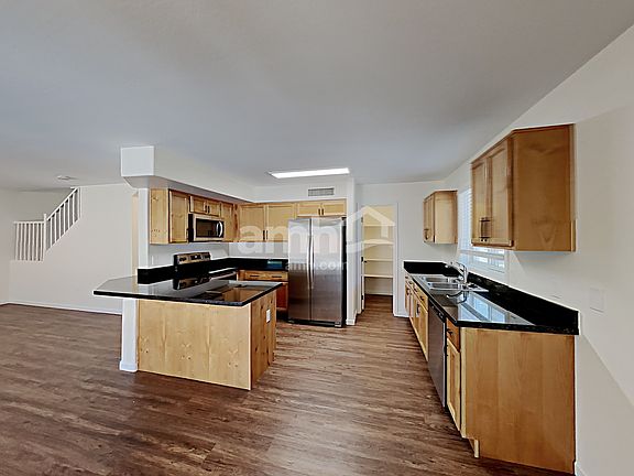 5th image of 15964 N 171st Dr
