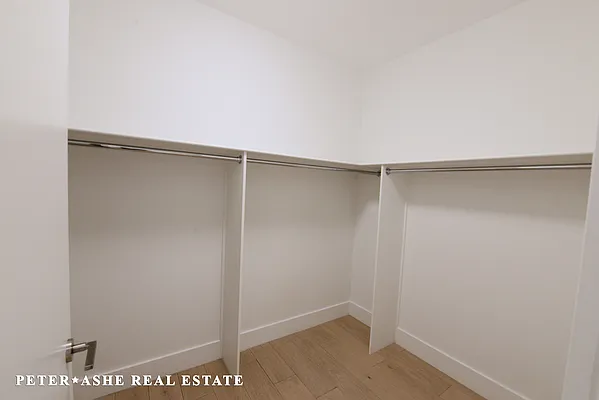 Rented by Peter Ashe | media 45