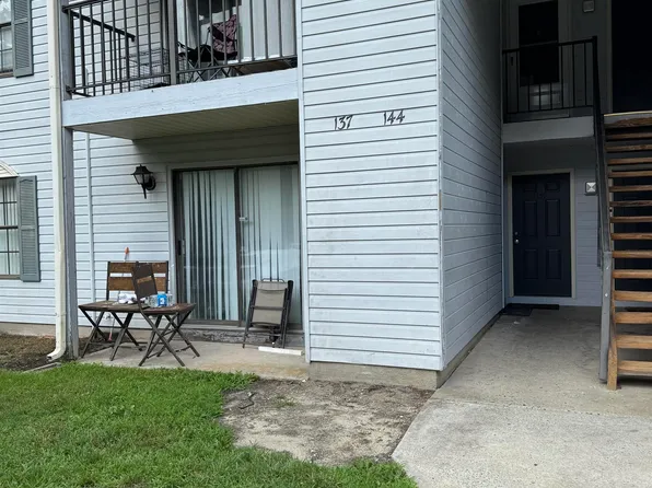 137 Liberty Ct #2401, Galloway, NJ 08205