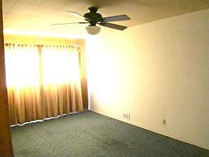 3rd image of 9708 Bermuda Ave