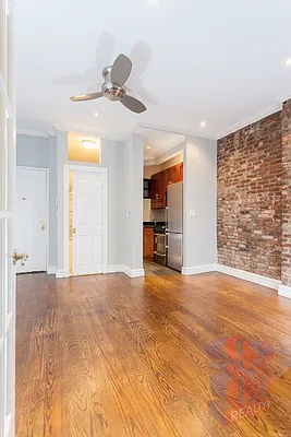 Rented by REAL New York | media 9