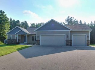 1645 Granite Ridge Rd N, Stevens Point, WI 54481