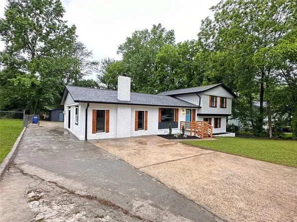 2550 Saratoga Dr, Macon, GA 31211