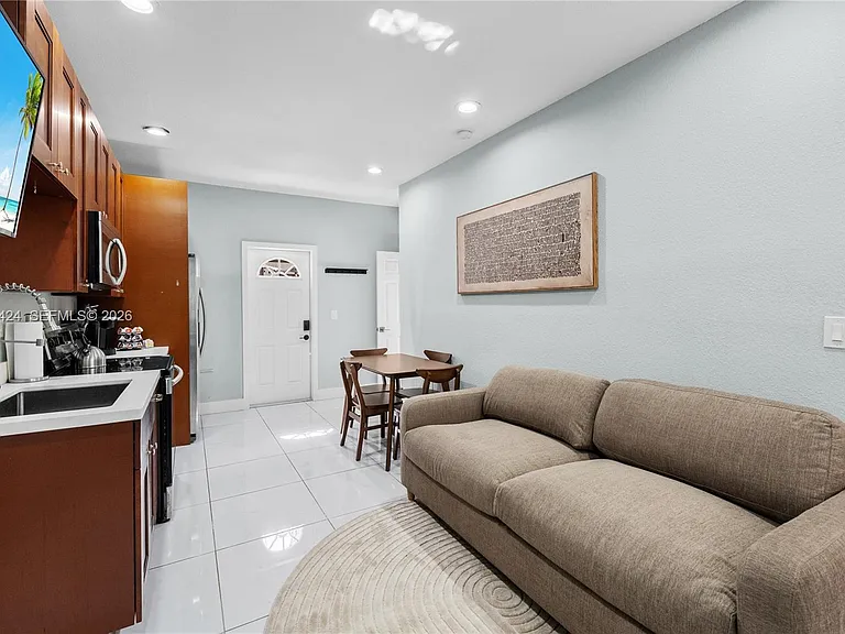 3134 Carter St — Photo 37