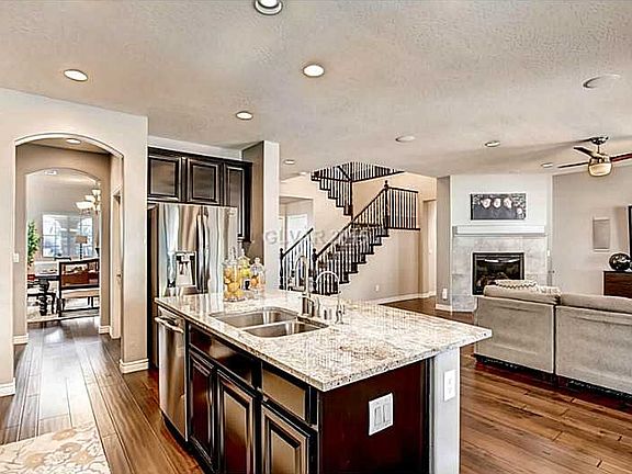 4th image of 12134 Kite Hill Ln