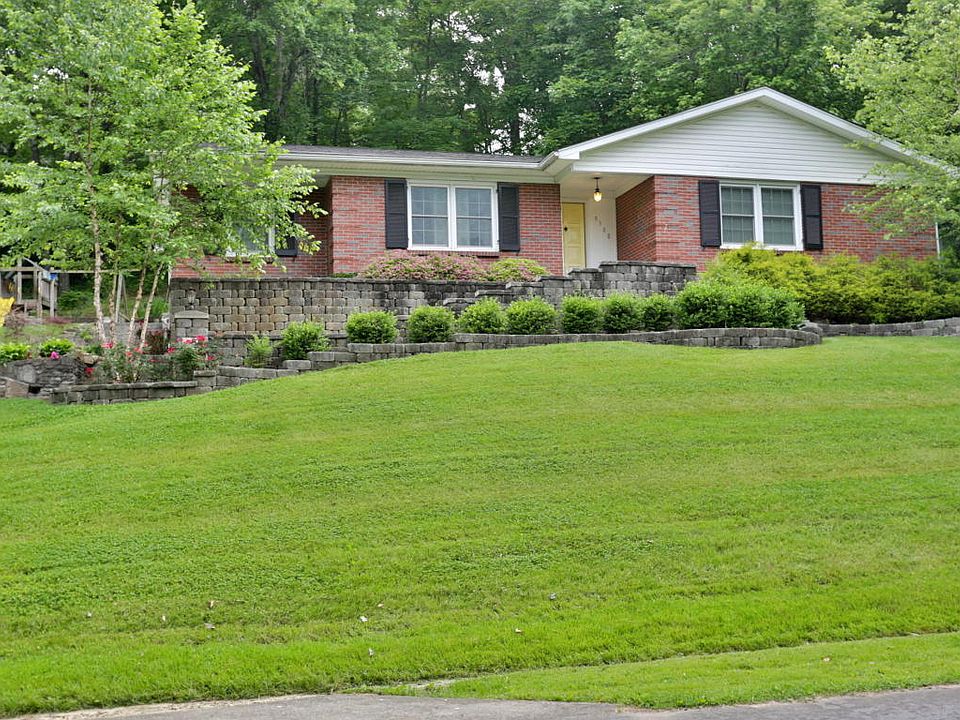 1st image of 9108 Royal Oak Dr