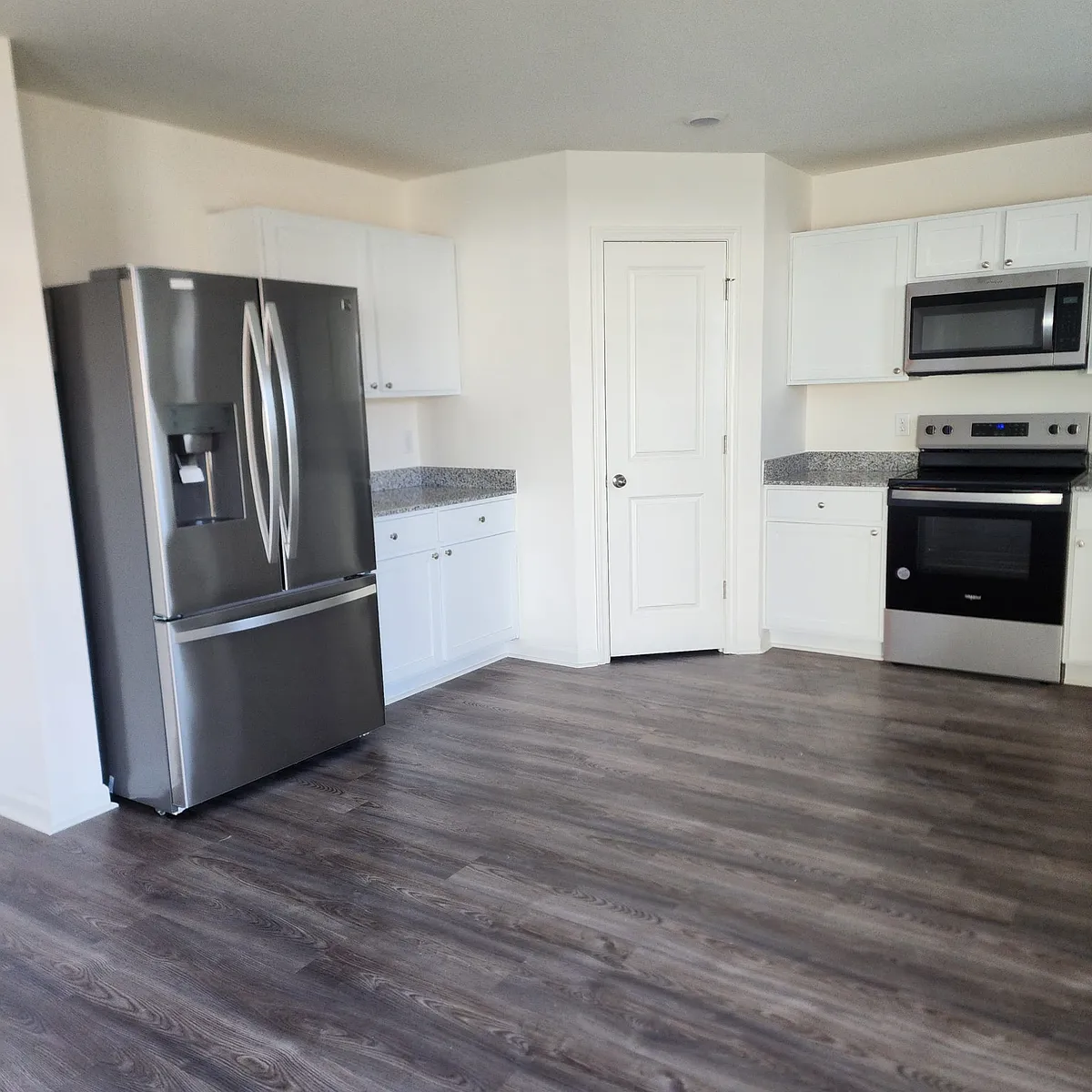 Building Photo - 1625 Carlsbad Ln