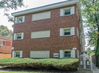 406 Franklin Ave APT 3A, River Forest, IL 60305