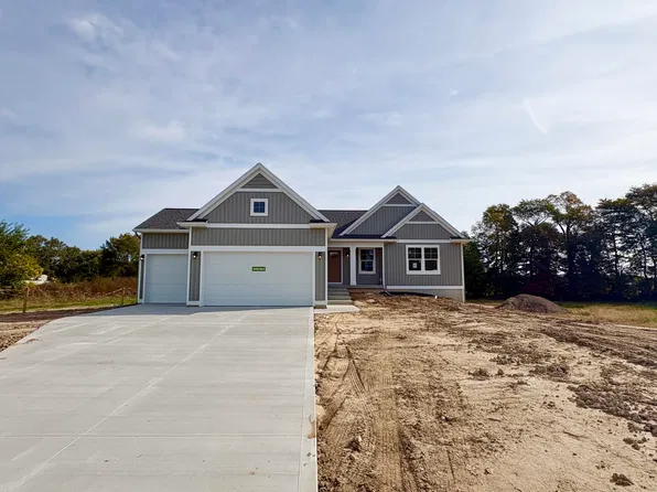 708 Sunfield Dr, Byron Center, MI 49315