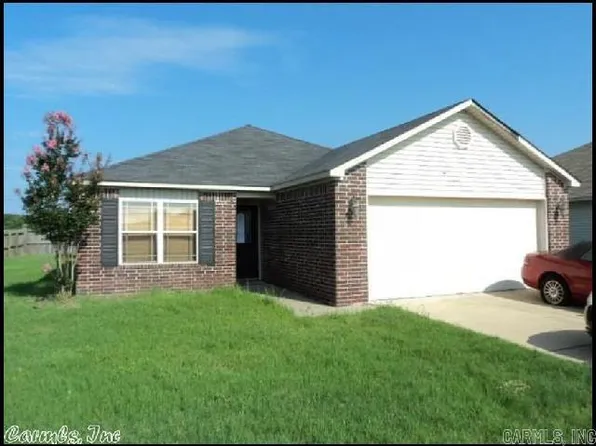 1101 Yarrow Dr, North Little Rock, AR 72117