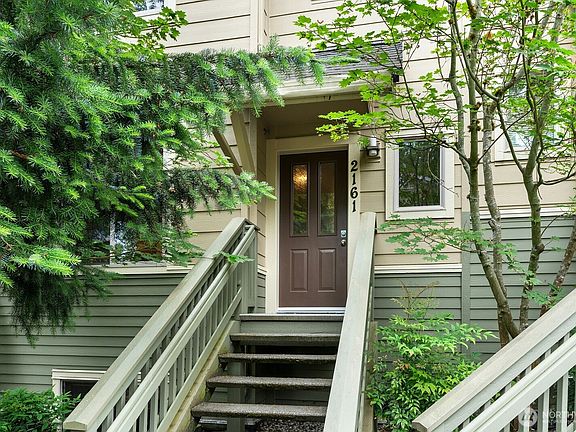 2nd image of 2161 NW Boulder Way Drive