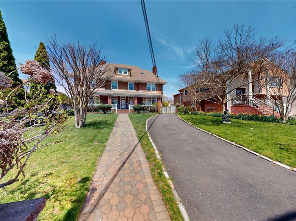 3106 Healy Avenue, Bayswater, NY 11691