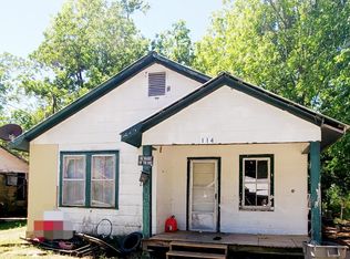 114 E Jackson St, Ville Platte, LA 70586