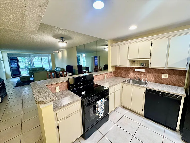 804 Cypress Blvd #106 — Photo 6