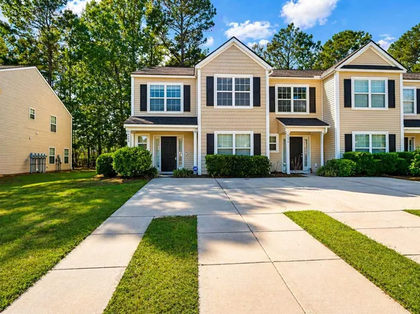 9088 Maple Grove Dr, Summerville, SC 29485