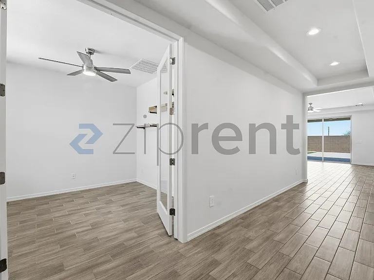2313 N 195th Dr — Photo 11