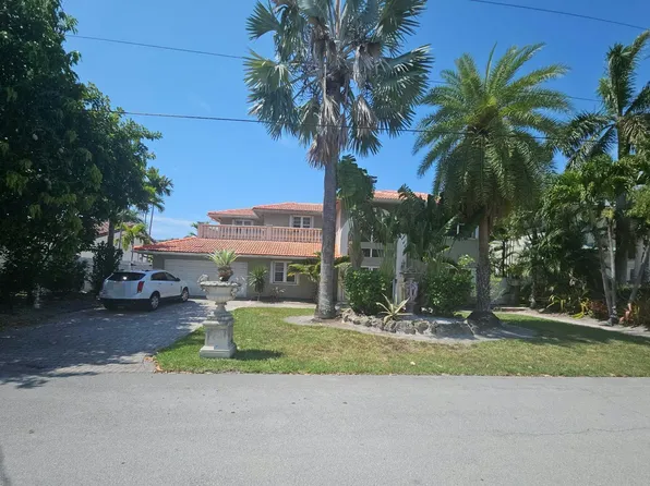 37 Fort Royal Isle, Fort Lauderdale, FL 33308