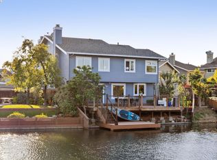 18 Moss Point, Alameda, CA 94502