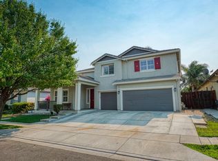 212 Lavender Ln, Patterson, CA 95363