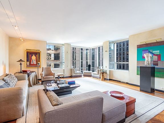 2nd image of 15 W 53rd St #25D