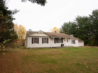 318 Rand Hill Rd, Morrisonville, NY 12962